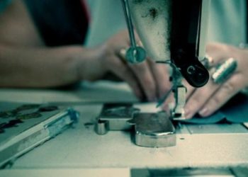 Maqedoni e Veriut/DW: Pagë e trishtë për “Made in Europe” dhe kushtet katastrofale të punës