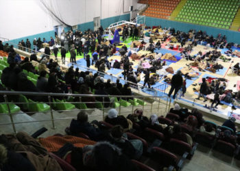 Galeria e Fotove/ Ja pasojat e tërmetit shkatërrimtar në zonat e goditura në Turqi