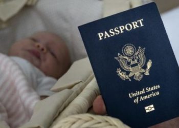 Drejt SHBA për të sjellë në jetë fëmijën? DASH vendos kufizime të reja për ”turizmin e lindjes”