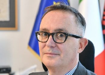 Mbërrin në Tiranë ambasadori i ri italian, Fabrizio Bucci: Na presin muaj me angazhime të shumta