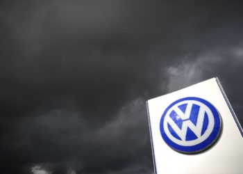 “Volkswagen” ulet në bisedime pas skandalit me gazrat