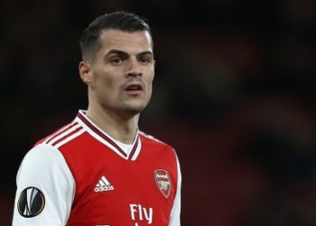 Merret vendimi, Xhaka qëndron tek “Arsenal”