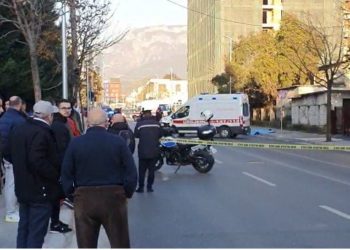 Aksident tragjik në Tiranë, mbeten të vdekur dy kalimtarë te “Porcelani”