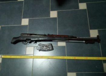 Kërcënonte gruan se do ta vriste, pranga burrit dhunues në Lezhë. Çfarë i gjeti policia në banesë