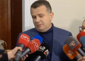 Presidenti ktheu ligjin Anti-Shpifje, reagon Balla: Kuvendi do ta rrëzojë dekretin! Meta ndoqi urdhrat e Bashës