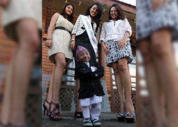 FOTO/ Vdes njëriu më i shkurtër në botë, 67.08 centimetra i gjatë dhe peshonte vetëm 6 kg