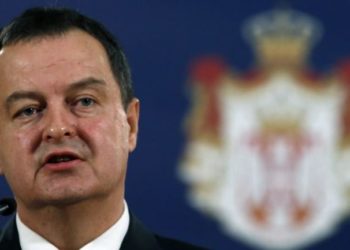 Kosovë-Serbi/Daçiç kërkon heqjen e taksës, por angazhohet për tërheqjet e njohjeve