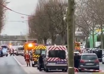FRANCË/ Agresori vrau 2 persona dhe plagosi disa të tjerë, Policia e ekzekutoi