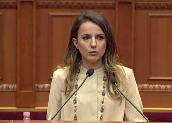 “Zgjedhorja”/ Rudina Hajdari: Ja pse nuk firmosa, duam ndryshim sistemi