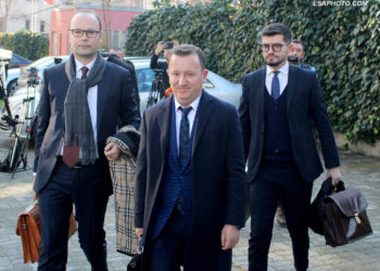 Shtëpi 360 mijë euro e disa prona, zbulohet pasuria e çmendur e ish-ministrit që bën “avokatin” e Bashës