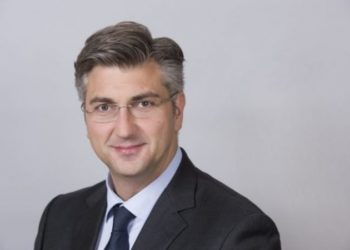 Kryeministri i Kroacisë jep shpresë: Do bëjmë çmos për negociatat me Shqipërinë e RM në Zagreb!