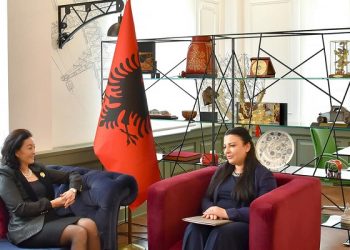 Ambasadorja Yuri Kim takon ministren Balluku, vë theksin tek rritja e investimeve të huaja