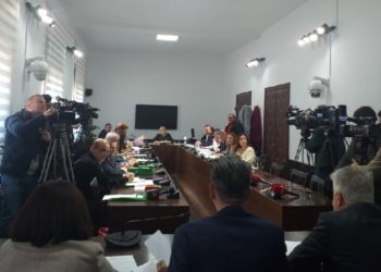 Komisioni i Ekonomisë miraton aktin normativ për buxhetin 2019, ja sa para shkojnë për bonus qiraje pas tërmetit