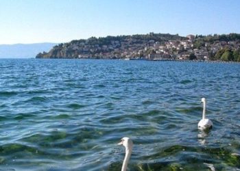 Mbrojtja e liqenit të Ohrit, krijohet komitet ndërshtetëror mes Shqipërisë e Maqedonisë së Veriut