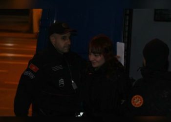 “Shkaktoi panik me informacionin e publikuar”, arrestohet gazetarja në Malin e Zi