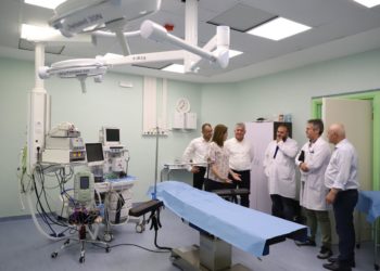 “350 mijë pacientë do marrin shërbim”/ Manastirliu në spitalin e ri të Kirurgjisë: Do bëhen 9 mijë ndërhyrje në vit