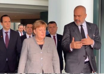 Garancia e Merkel dhe daullet e tellallëve të Tiranës!