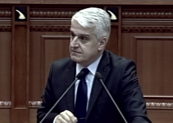 Majko kritika opozitës: Arbëreshët duan të kenë një pasaportë shqiptare. Nuk është makinacion elektoral