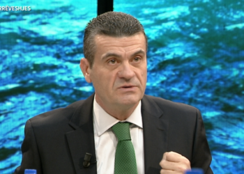 Patozi: Basha u betua për Kishën e Laçit se nuk ulej në një tryezë me Ramën, ndërkombëtarët përdoren për alibi