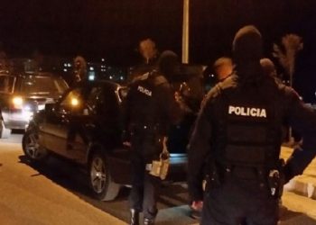 “S’lejohen në protesta dhe stadiume”/ Çfarë parashikon akti normativ për personat që cilësohen me rrezikshmëri
