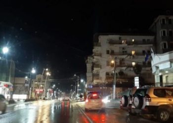 Përleshje me thika në Pejë, plagosen katër persona, njëri në gjendje të rëndë