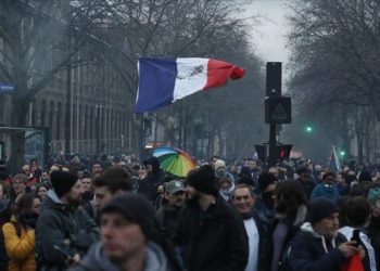 Franca nën “ethet” e grevës 41 ditore për pensionet, ministri i Financave: Ndikimi në ekonomi, i kufizuar