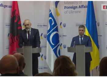 “Konflikti prodhon viktima”/ Rama në Kiev: Duhet armëpushim, i gatshëm për të zgjidhur krizën në Ukrainë