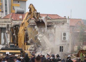 Unaza e Madhe/ IKMT nis nesër shembjen e 5 objekteve tek ish-sheshi “Shqiponja”