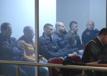 Avokatët i kërkojnë KLGJ-së informacion për gjyqtarët, shtyhet sërish seanca për grupin “Shullazi”