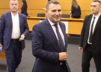 80 mijë euro të pajustifikuara, zbardhet vendimi i shkarkimit të prokurorit të Lezhës