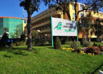 Gripi shënon viktimën e pare në Tiranë, ndërron jetë një grua në spitalin ‘Shefqet Ndroqi’