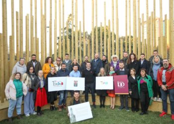 Prezantohen 4 finalistët për logon e 100-vjetorit të Tiranës, Veliaj: Fituesin e zgjedh publiku në rrjetet sociale
