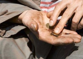 Vrojtimi i 2019/ Shtohen familjet e varfra në Shqipëri, konsumojnë më pak se 20 mijë lekë në muaj