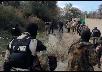 VIDEO/ Mbi 100 policë të RENEA-s dhe Forcave të Posaçme për kapjen e 47-vjeçarit që ekzekutoi 2 persona 20 vite më parë