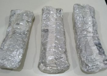 Fshehu tek gomat drogën e mbështjellë me gazeta, policia greke arreston 35-vjeçarin shqiptar