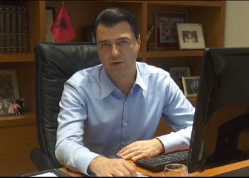 Basha ‘kuvendon’ në Facebook: Do të bëj gjithçka që të kemi votim dhe numërim elektronik