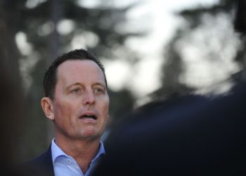 Ambasadori Grenell kundër reciprocitetit ndaj Serbisë: Kosova të heqë plotësisht taksën