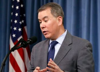 “Nuk e përballoj dot presionin e Trump”, dorëhiqet zyrtari i rëndësishëm i Pentagonit