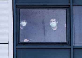 U arratisën nga karantina, 9 të infektuar me koronavirus rrezikojnë nga 6 muaj burg