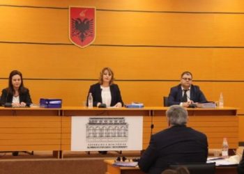 Ishte në proces Vetting-u, prokurori i Pogradecit jep dorëheqjen e papritur (Emri)