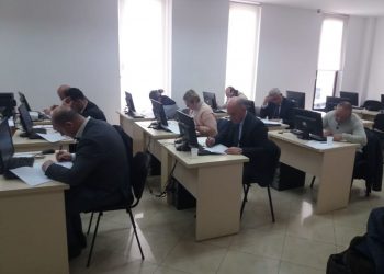 Ambasada e SHBA jep detaje nga gara për BKH: Kandidatët u testuan në vrapim, së shpejti poligrafi