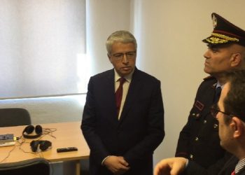 “OFL-ja, jo selektive!”, ministri Lleshaj paralajmëron përshkallëzim të aksionit nga Elbasani