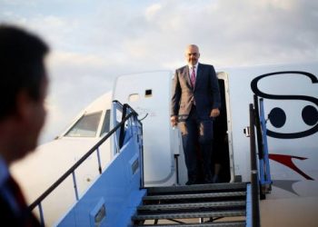 Rama nis vizitën në Moskë, dalin pamjet nga mbërritja në kryeqytetin rus