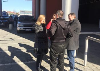 Eksplozivi ndaj administratorit të Vllaznisë, Voltana Ademi i shkruan Ramës dhe Lleshajt