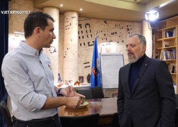 Erion Veliaj: Batuta me Ramën për lyerjen e shkallës ishte për dikënd tjetër