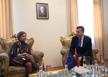 Balla pas takimit me reporteren e PE: Në 26 mars presim dritë jeshile për integrimin e Shqipërisë në BE