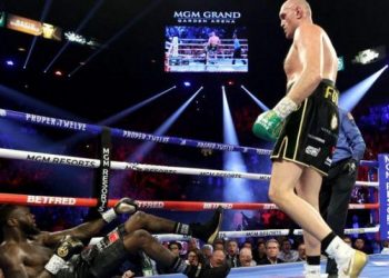 Rikthehet fuqishëm Tyson Fury/ I rrëmben titullin Wilderit