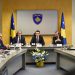 Albin Kurti shfuqizon vendimin për rritjen e pagave për kabinetin e kryeministrit