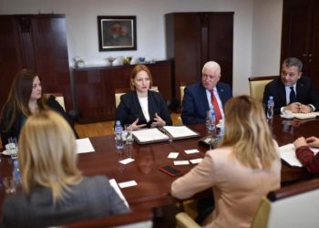 Denaj në Shkup, diskutohet bashkëpunimi në fushën ekonomike dhe fiskale