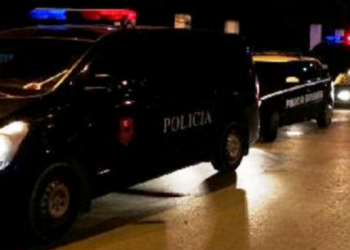 EMRAT/ Vrasja në Rrëshen, policia: Vëlla e motër dyshohet se u qëlluan nga ish-bashkëshorti i gruas